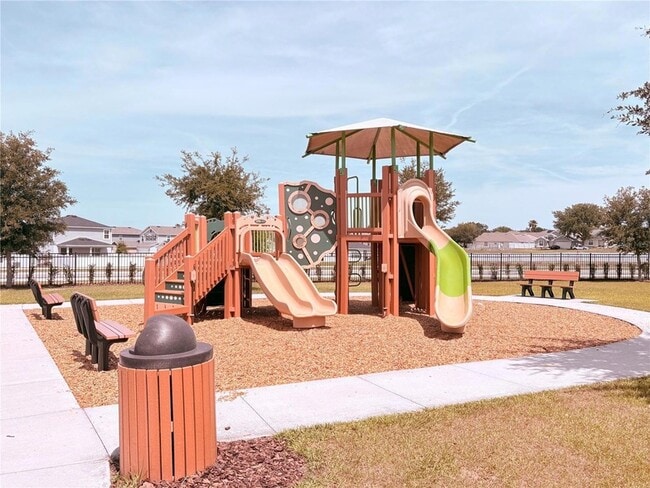 Building Photo - 1084 Papaya Cir.