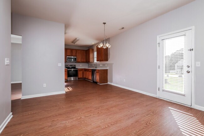 Building Photo - 5212 Chasteal Trail