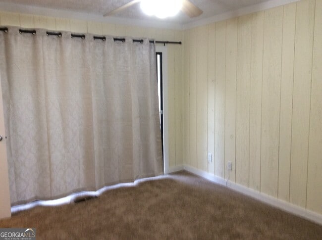 Building Photo - 5022 Rock Springs Rd