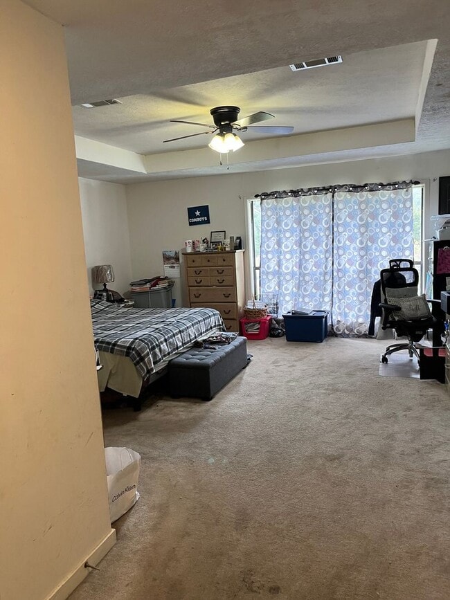Building Photo - Spacious 3BR House in Byram