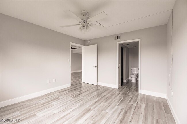 Building Photo - 16361 Dublin Cir