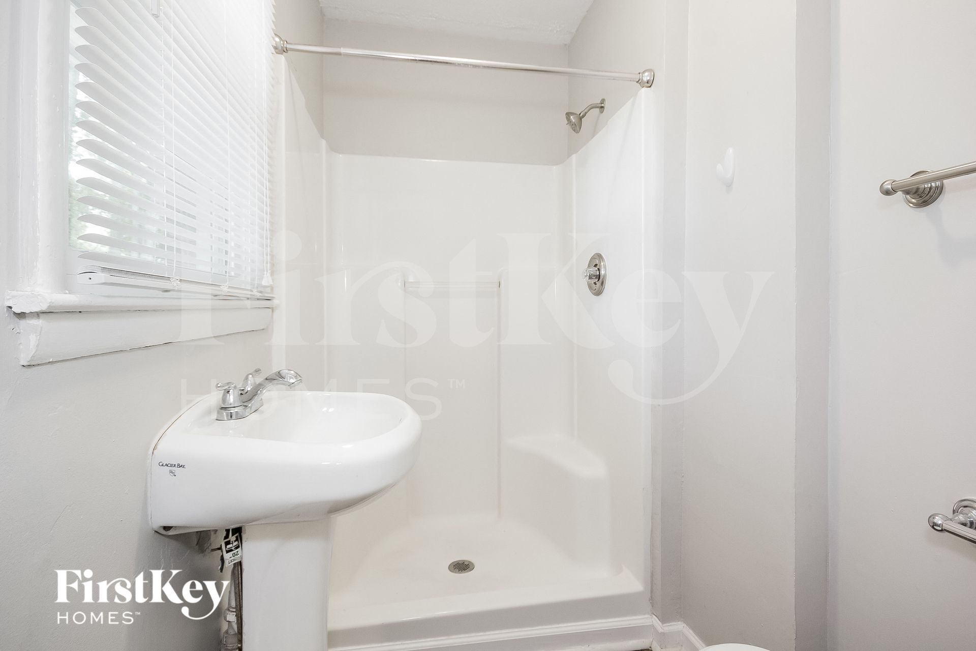 Building Photo - 5233 Maple Valley Rd SW