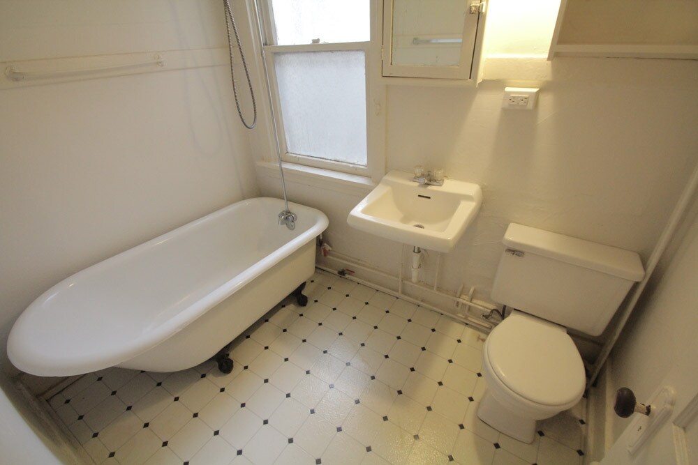 Building Photo - 609 Mifflin Ave