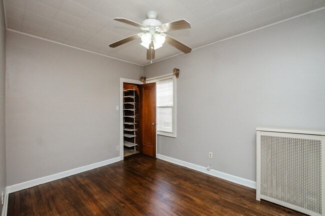 Building Photo - 4222 Prescott Ave