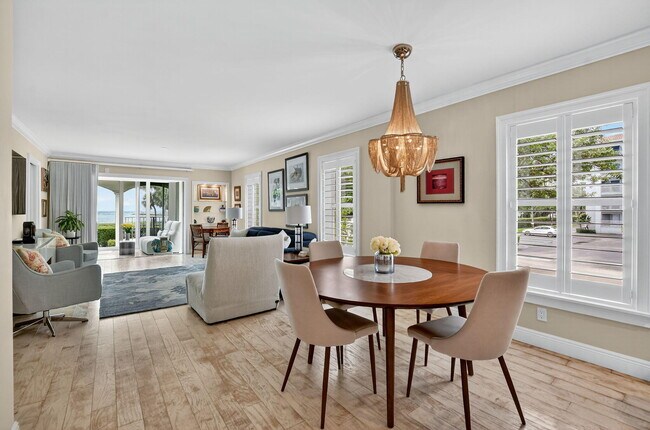 Building Photo - 1099 S Ocean Blvd