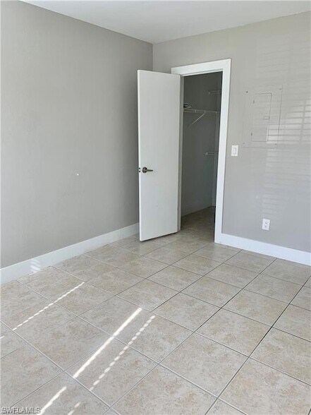 Building Photo - 116 Santa Clara Dr