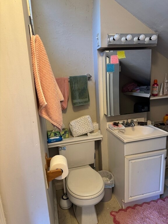 Building Photo - 44 Melrose St