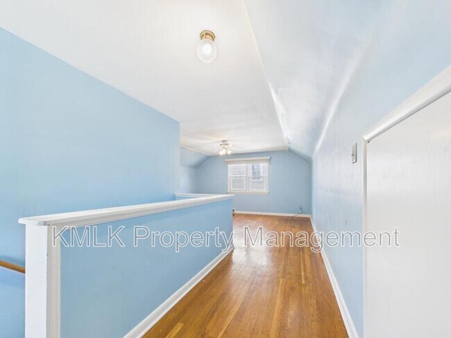 Building Photo - 1263 Atwood Ave