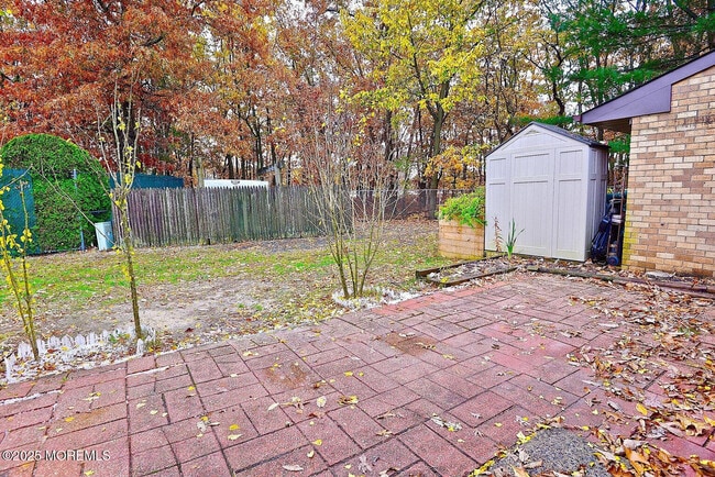 Building Photo - 168 Esmeralda Ct