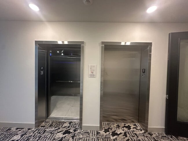 Building Photo - 12208 Tech Ridge Blvd