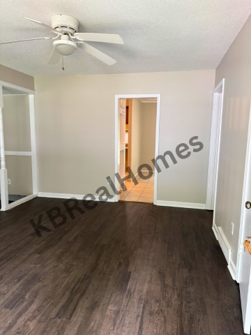 Building Photo - 4095 Haliburton St