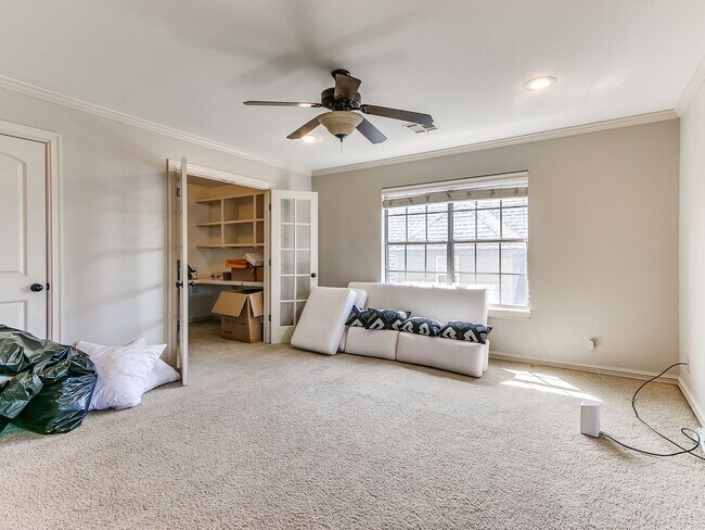 Building Photo - Gorgeous 2 Story Home In Bixby Schools!