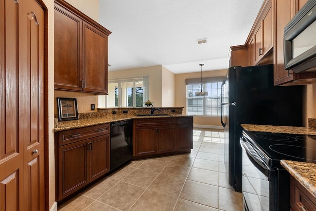 Building Photo - 136 Casa Bella Ln