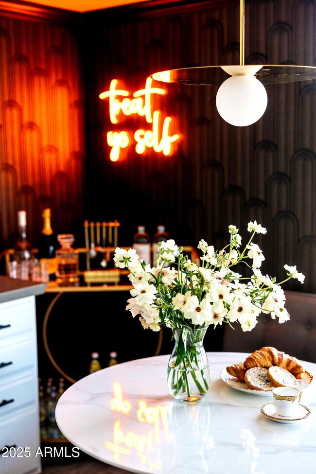 Building Photo - 4944 E Andora Dr