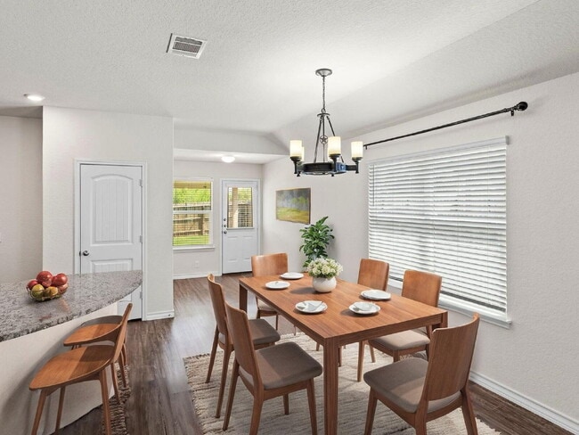 Building Photo - "4-Bedroom Haven in Cibolo with Spacious Living!"