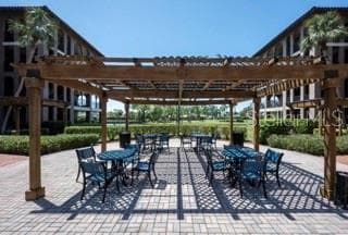 Building Photo - 6100 Gulfport Blvd S