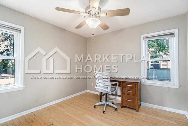 Building Photo - 612 S Dorchester Ave