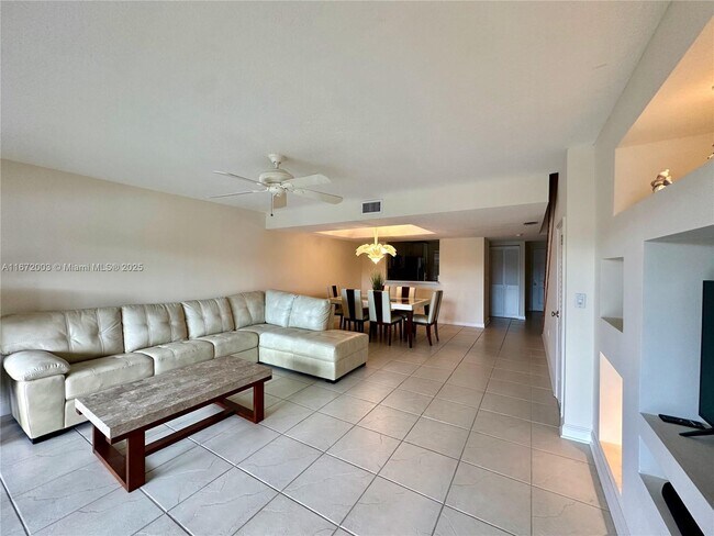 Building Photo - 240 Captains Walk