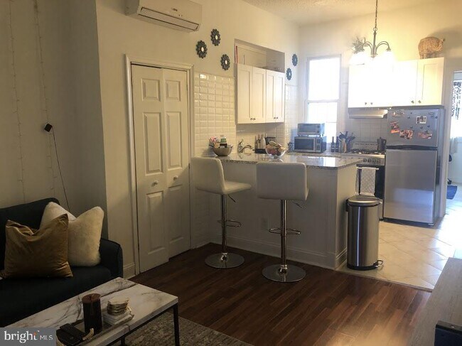 Building Photo - 753 S 22nd St