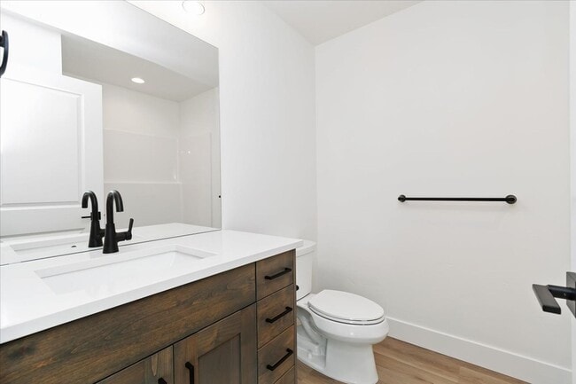 Building Photo - Brand New 3 Bed 2.5 Bath Townhouse With Many Amenities