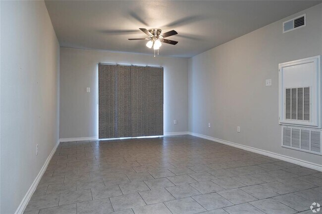 Building Photo - 13151 Walden Rd