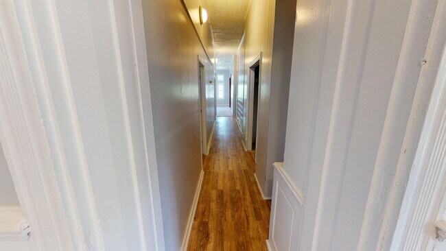Building Photo - 2630 Stanton Ave