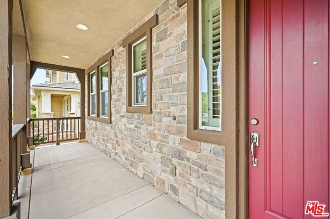 Building Photo - 4928 Princess Dr