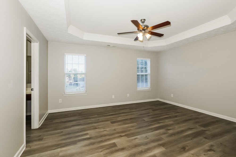 Building Photo - 135 Greenland Dr