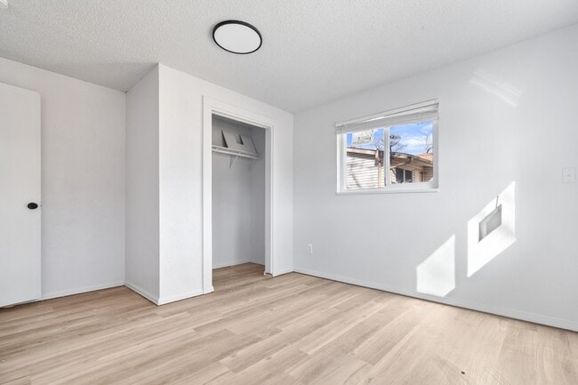 Building Photo - 1377 Youngfield St