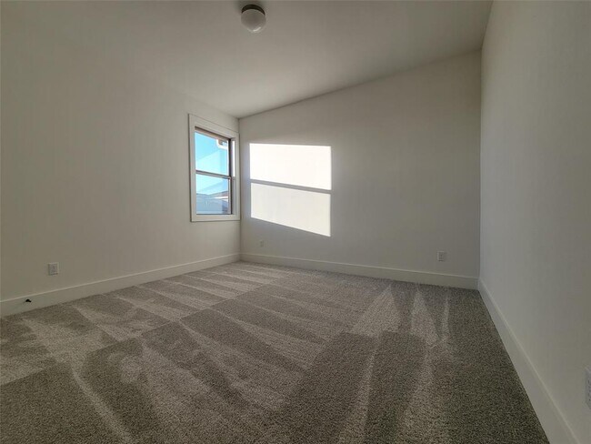 Building Photo - 4607 Flameleaf Sumac Dr