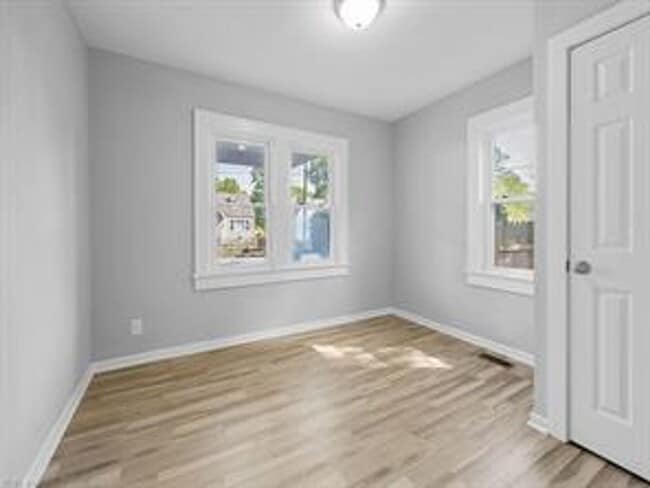 Building Photo - Check out this beautiful Cape Cod in the heart of Bayview!