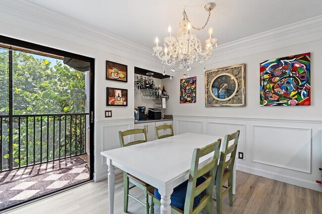 Building Photo - 1605 S US Hwy 1