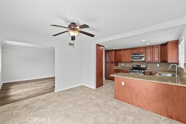 Building Photo - 34421 Via Espinoza