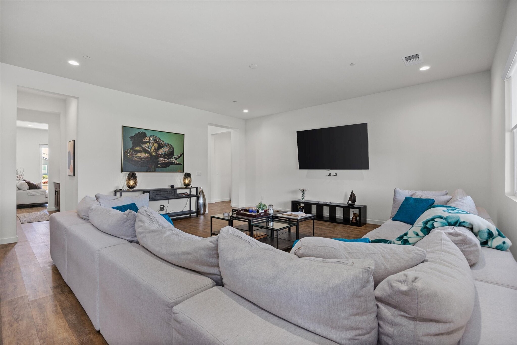 Building Photo - 815 Gilsum Ct