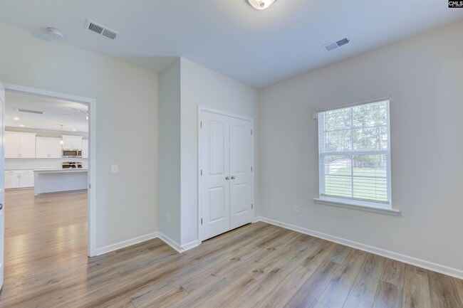 Building Photo - 151 Brockway Dr