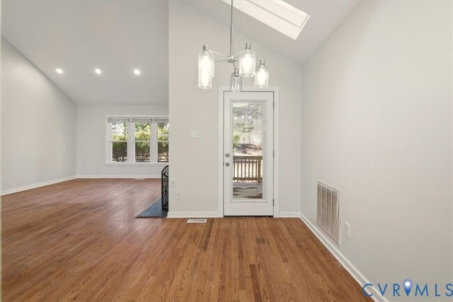 Building Photo - 5600 Woods Walk Rd