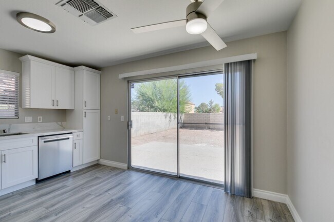 Building Photo - Beautiful Upgraded 3 Bedroom Home in Southwest Las Vegas!