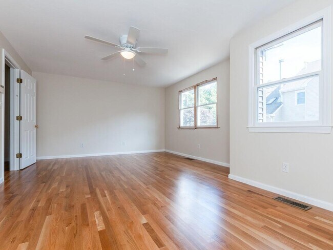 Building Photo - 62 Tisdale Dr