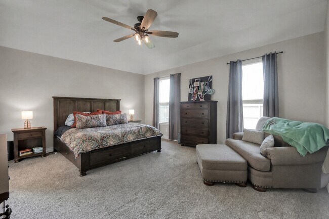 Building Photo - 20151 Bushwick Falls Dr