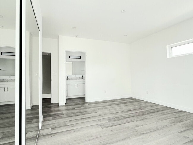 Building Photo - 1260 Leighton Ave