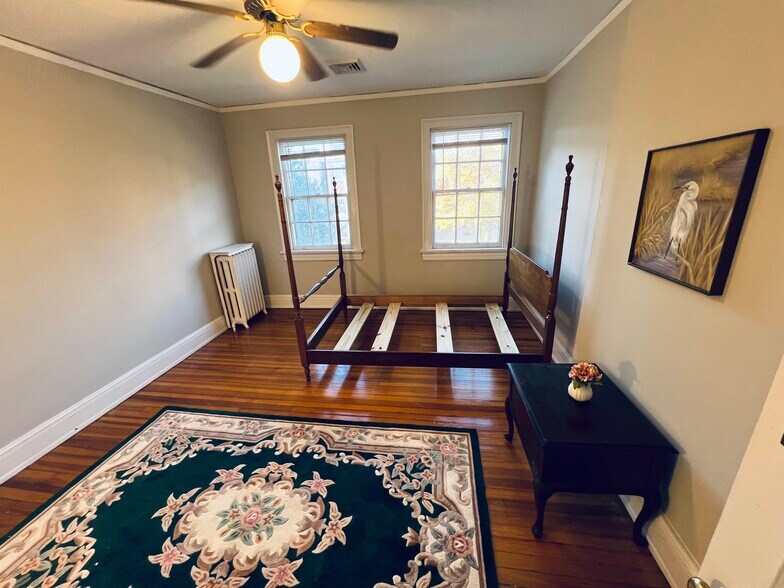 Bedroom #2 on the second floor. It is beautiful. - 1130 W Grace St