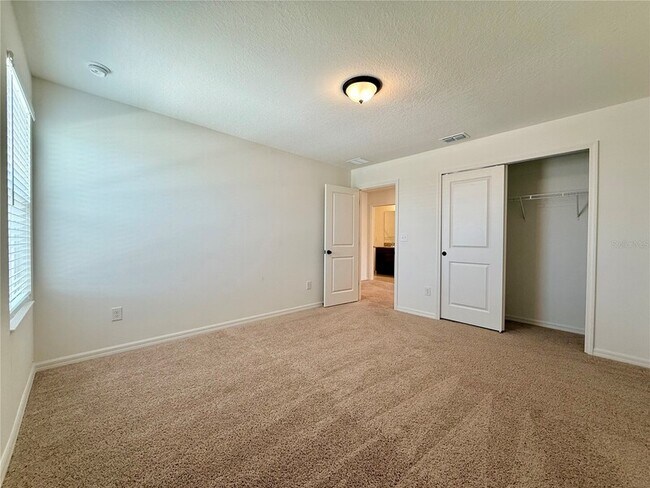 Building Photo - 9544 Sandy Bluffs Circle