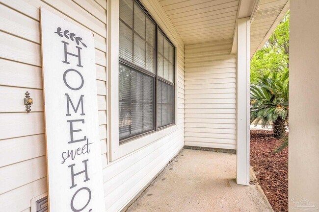 Building Photo - 10601 Silver Creek Dr