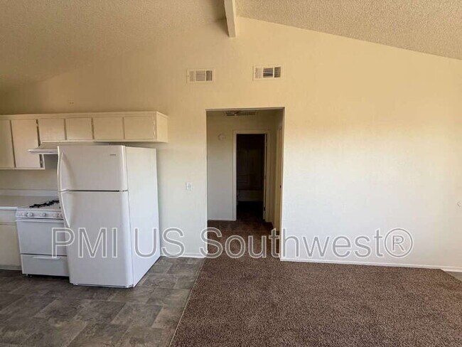 Building Photo - 364 Rio Grande Ct