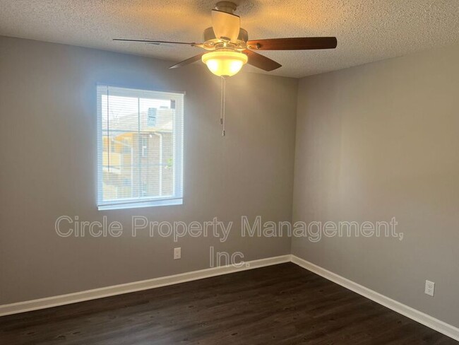 Building Photo - 4019 Hunters Ridge Dr SW