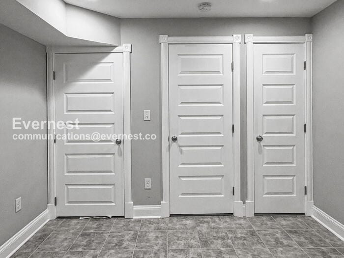 Building Photo - 2608 Fleet St