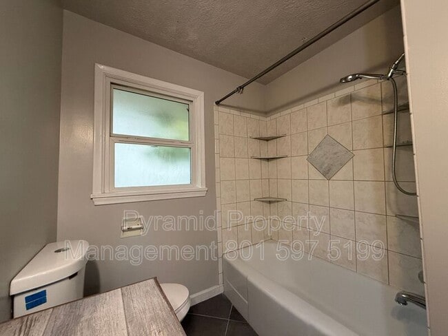 Building Photo - 1141 Rushton St