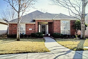 Front entrance - 3626 Rodale Way