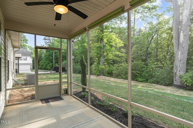 Building Photo - Charming 3 Bedroom Ranch with 1-Car Garage...