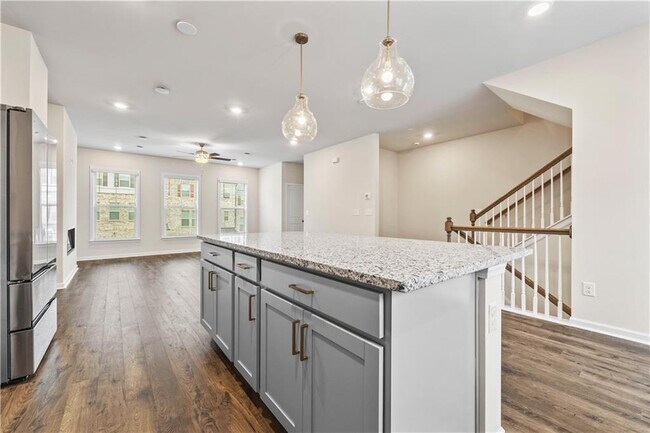 Building Photo - 135 Matson Run SW